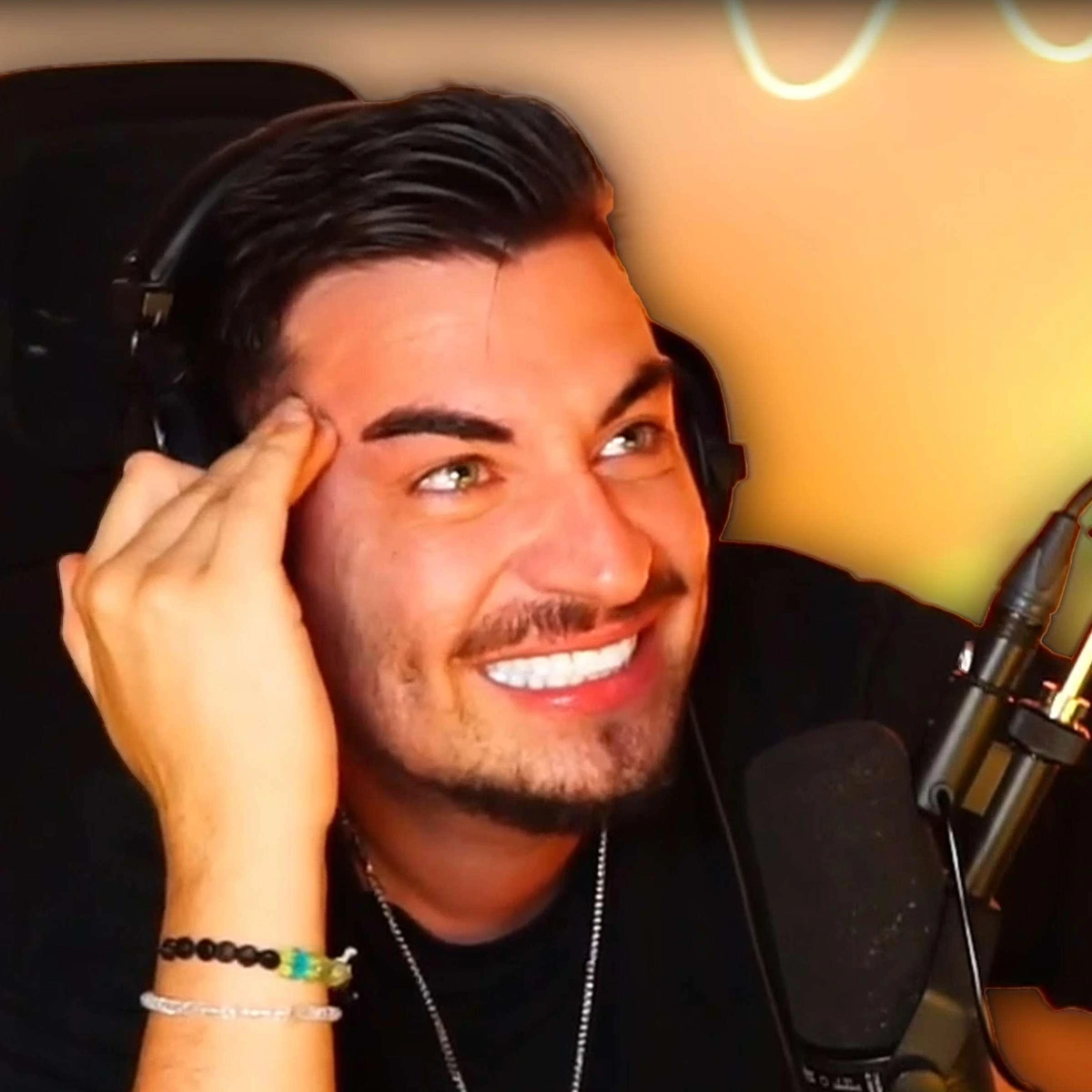 Real Bazzi Streamer Portrait